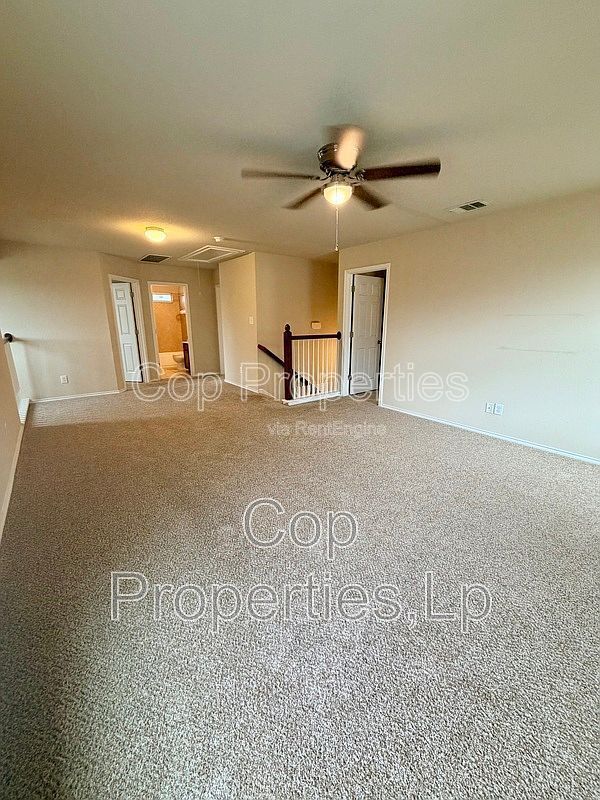 Building Photo - 741 Clearbrook Ave