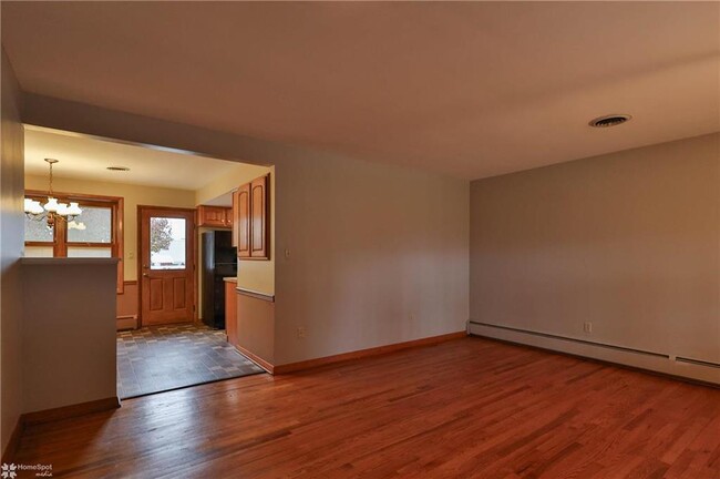 Building Photo - 2332 Seipstown Rd