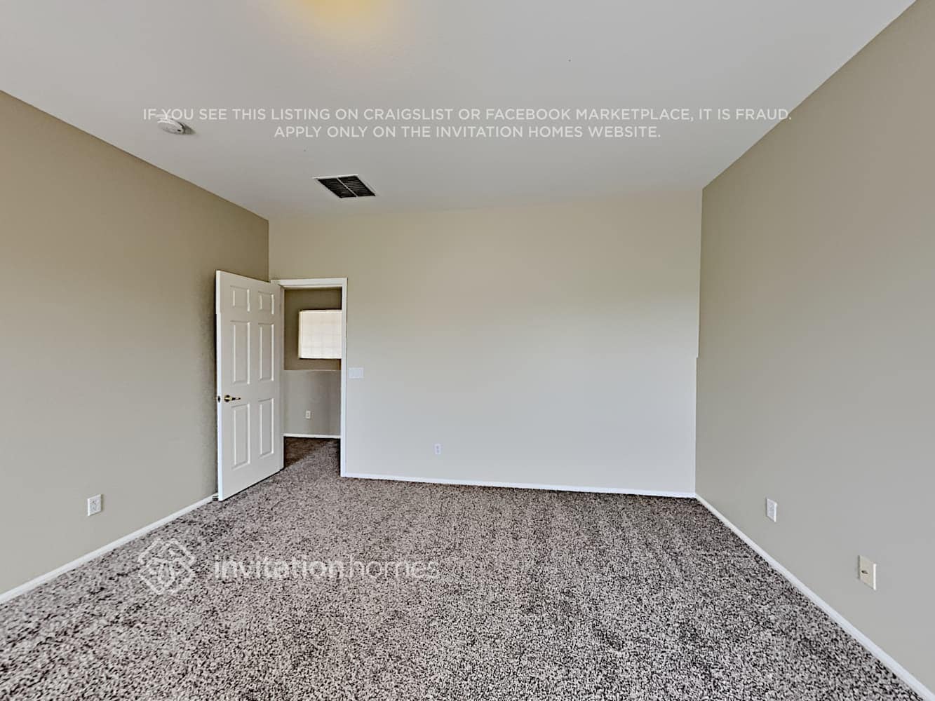 Building Photo - 1640 S 171st Dr
