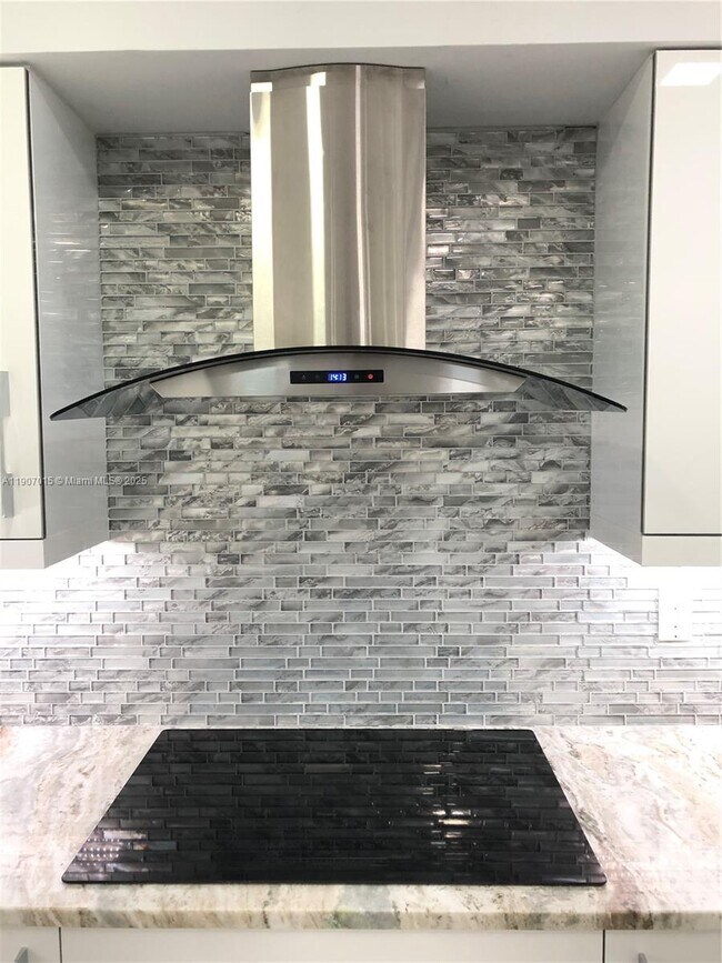 Building Photo - 710 N K St