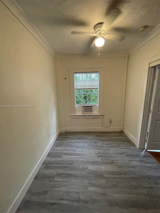 Building Photo - 1611 Michigan Ave