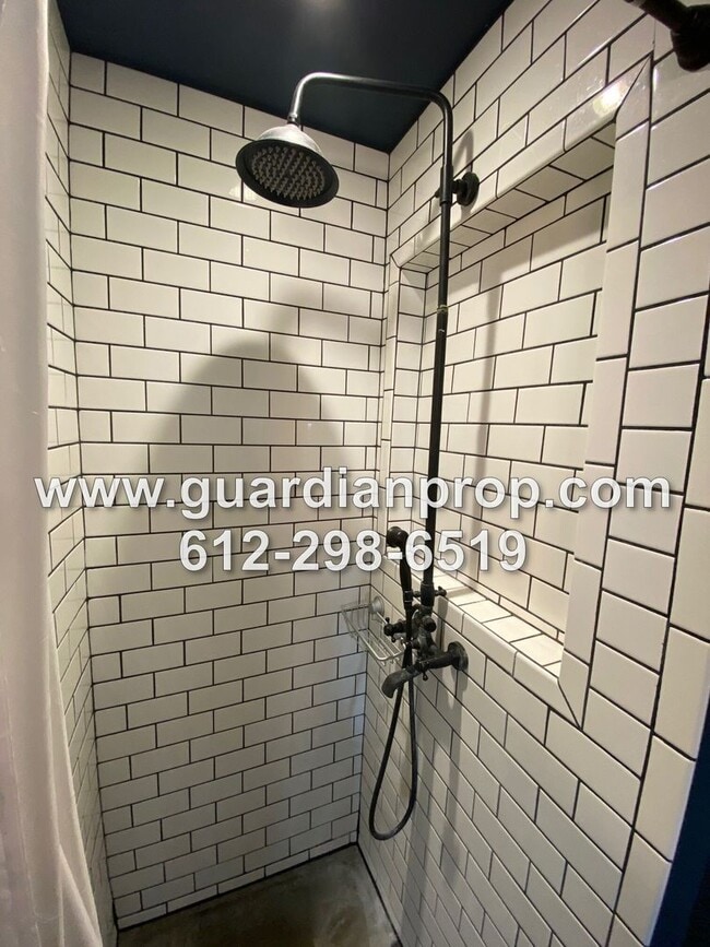 Building Photo - Updated House Available August 1, Hardwood...