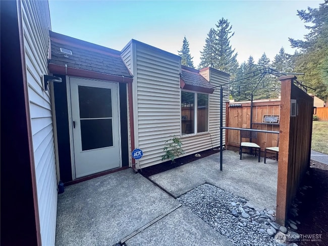 Building Photo - 14600 SE 176th St