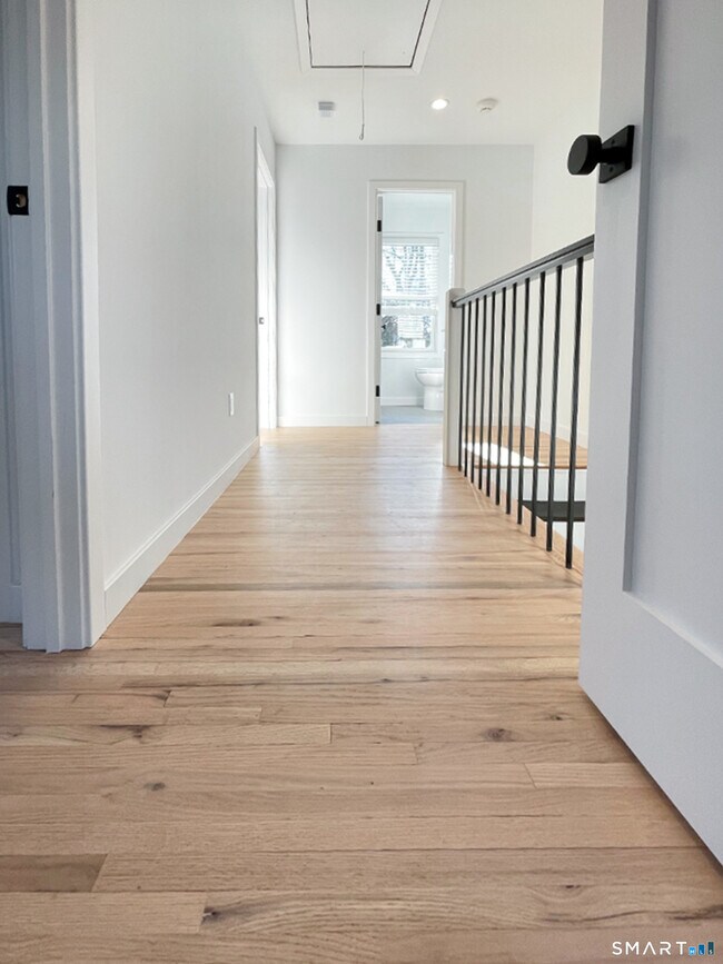 Building Photo - 59 Vitti St