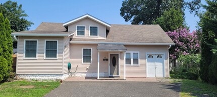Building Photo - 27-29 Highland Ave