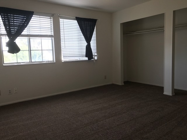 Building Photo - Spacious West Jordan Home w 2 car attached...