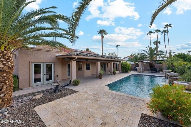 Building Photo - 8356 E San Ricardo Dr