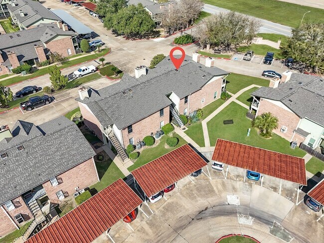 Building Photo - 18800 Egret Bay Blvd