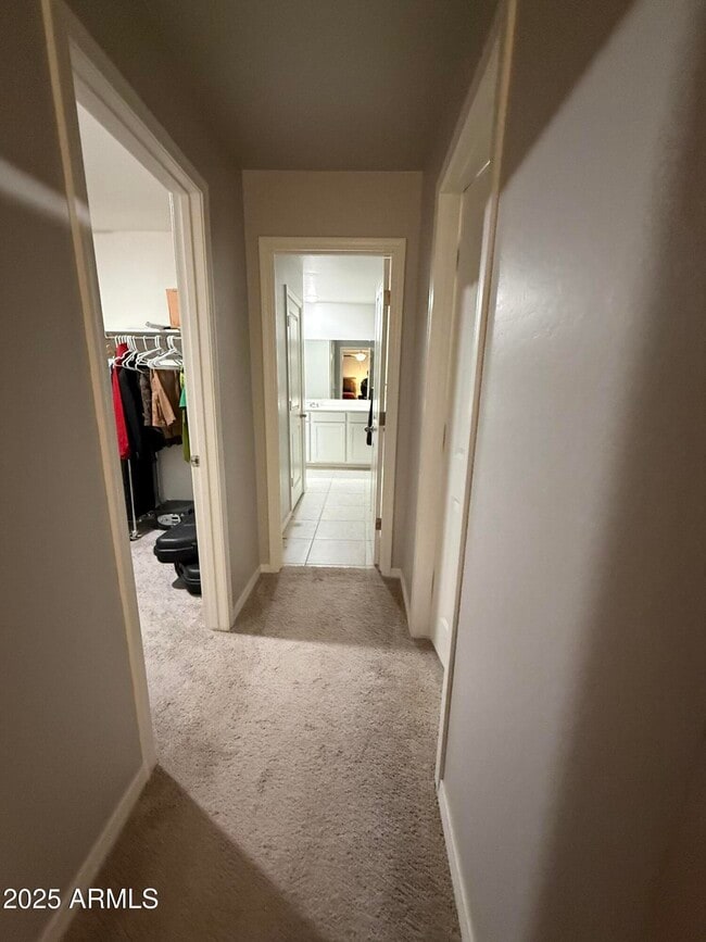 Building Photo - 6014 E Helios Dr