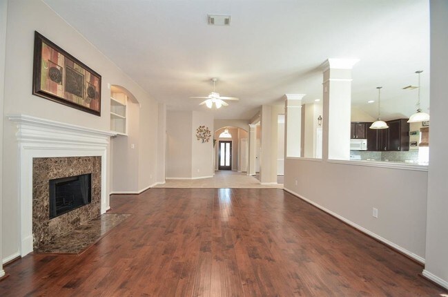 Building Photo - 7439 Parkcross Pl