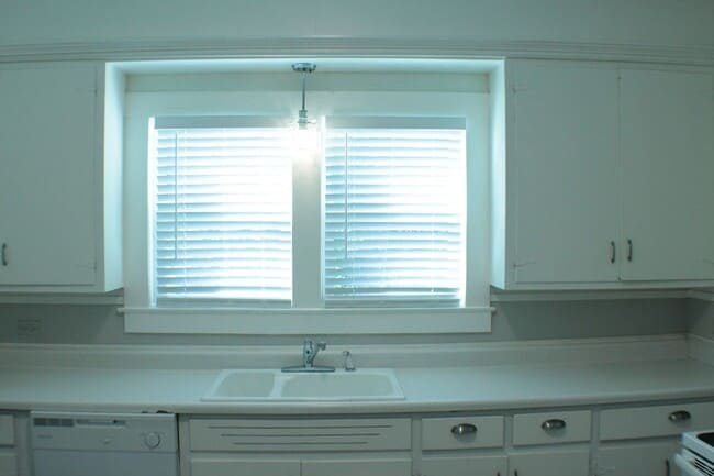 Building Photo - SUMMERDALE COTTAGE