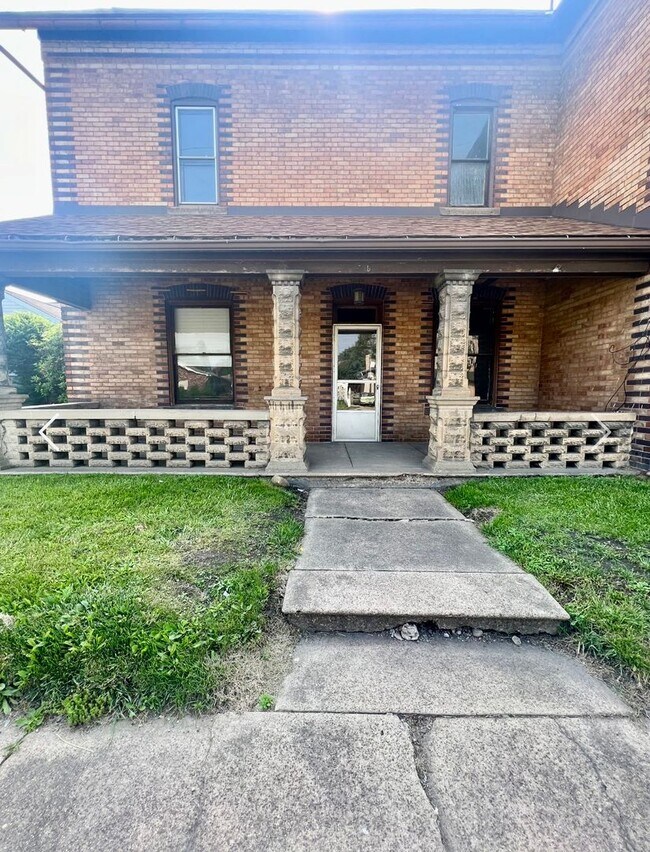 Primary Photo - 700 Market St