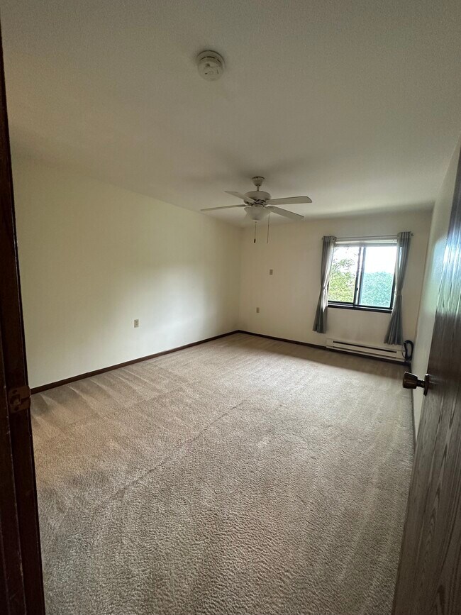 Building Photo - 5319 Brody Dr