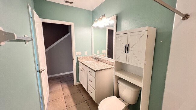 Building Photo - 600 Northern Way