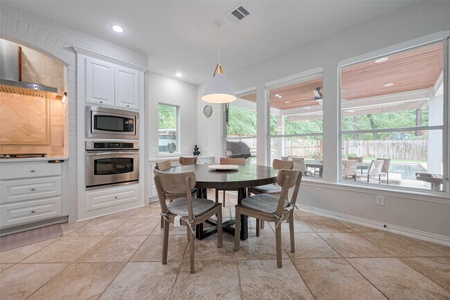 Building Photo - 66 Marquise Oaks Pl