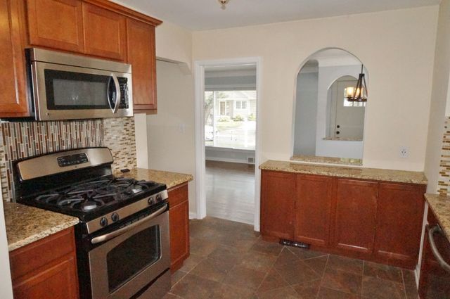 Building Photo - 301 N Edgeworth Ave