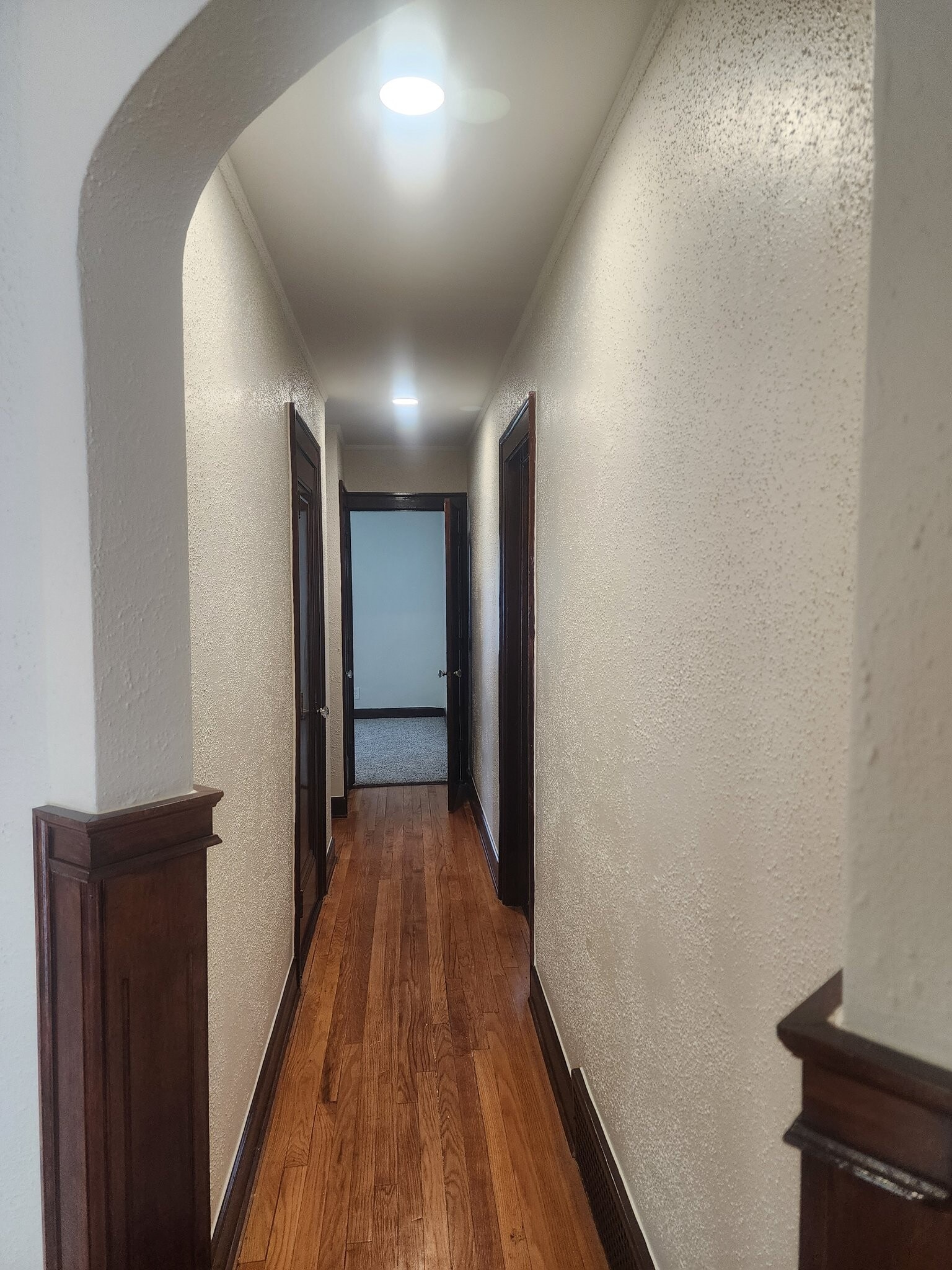 Building Photo - 17145-17147 Santa Rosa Dr