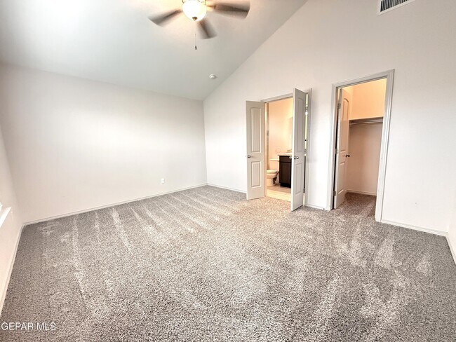 Building Photo - 12396 Polo Norte Dr