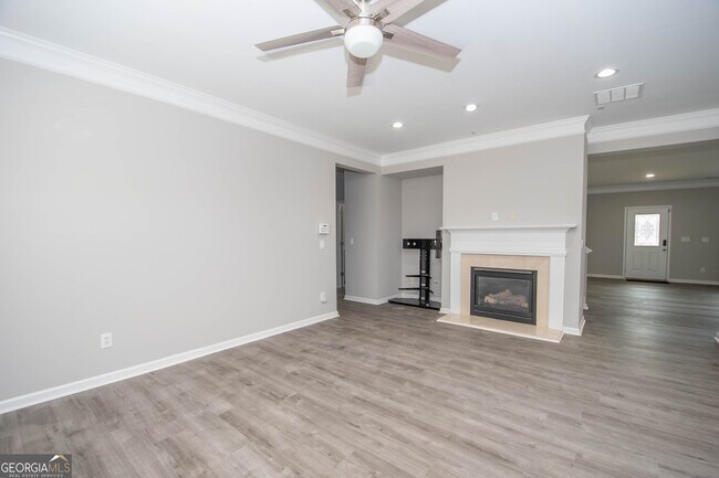Building Photo - 179 Scenic Hills Dr