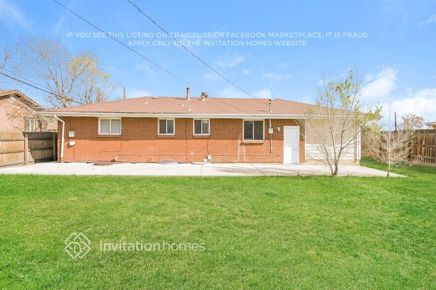 Building Photo - 2300 E 84th Ave