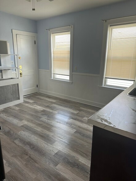 Building Photo - 26 Olcott St