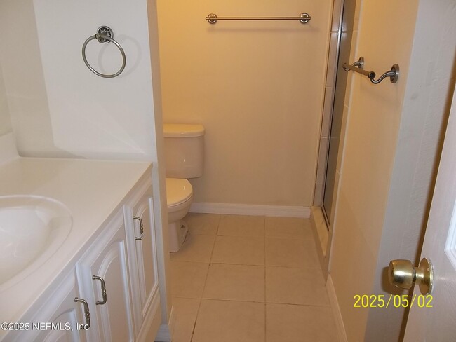 Building Photo - 4915 Baymeadows Rd