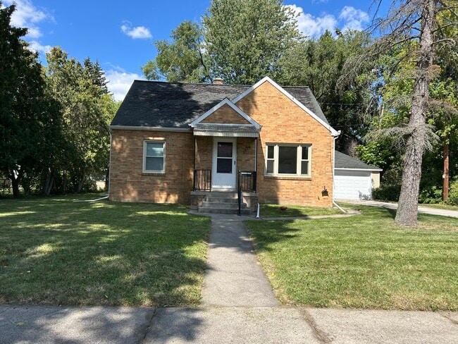 Primary Photo - 2016 Houghton Ave
