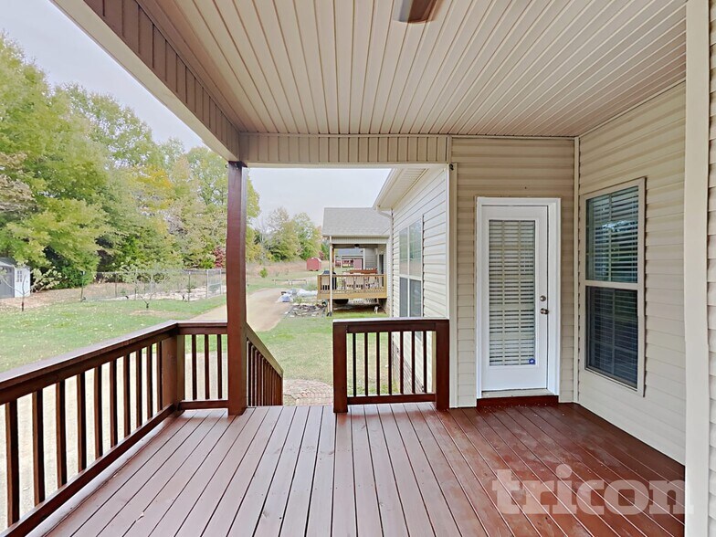 Building Photo - 364 Preakness Cir