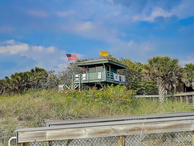 Building Photo - 10 Stone Mountain Blvd