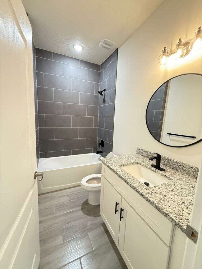 Building Photo - 1315 Congo Dr