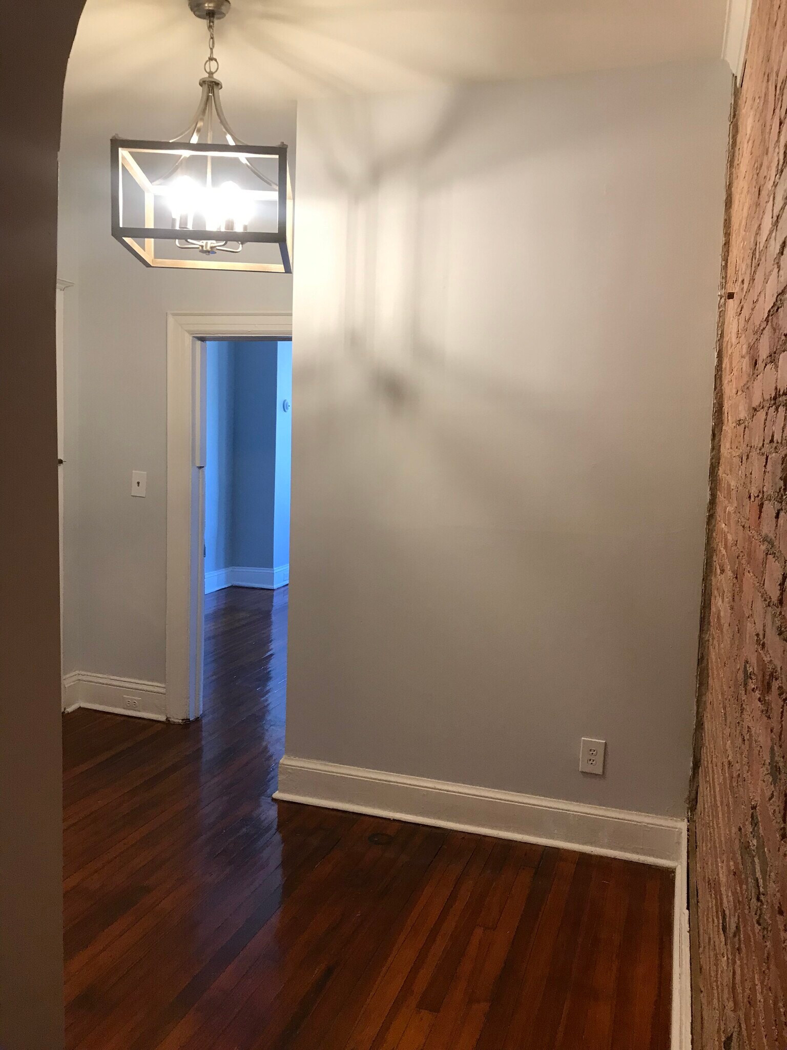 Foyer and beginning of hallway. (background is entrance to master suite) - 1519 Park Rd NW