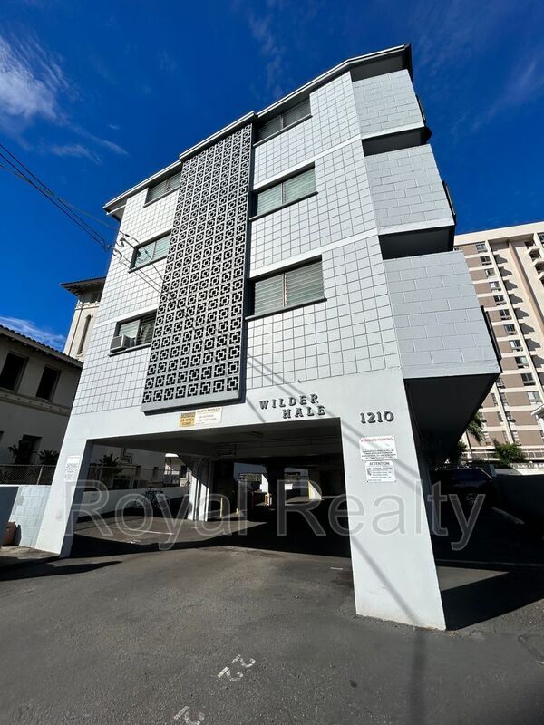 Building Photo - 1210 Wilder Ave