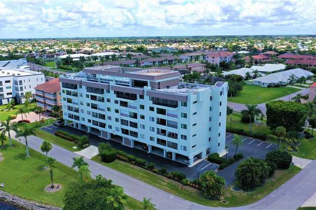 Building Photo - 1500 Park Beach Cir