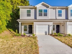 Building Photo - 916 S Battleground Ave