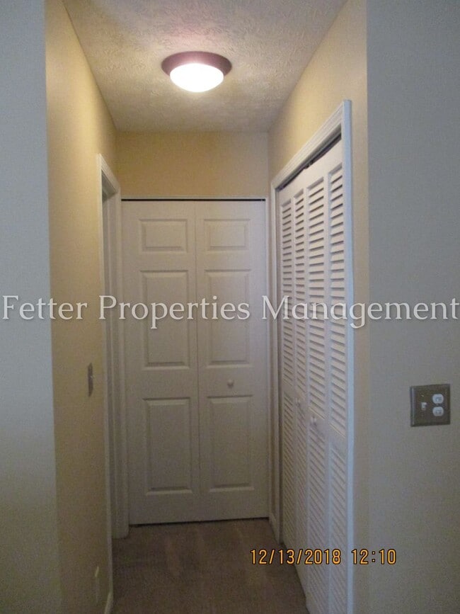 Building Photo - Eastside Evansville!!