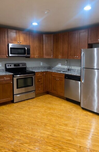 Building Photo - 1 Pembroke St