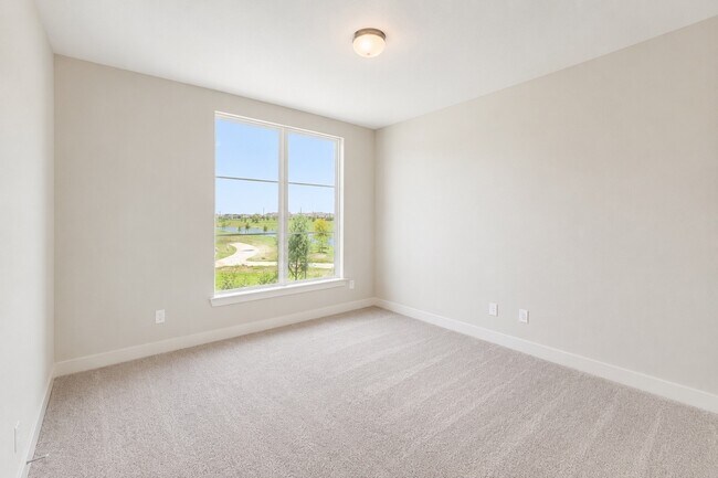 Building Photo - 31546 Meadow Place Ln