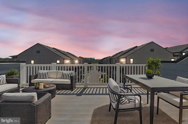 Building Photo - 1743 Riverbluff Ave