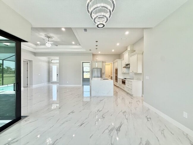 Building Photo - 20 Coxswain Dr