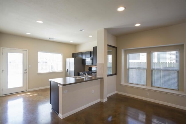 Building Photo - 4506 Truth Wy
