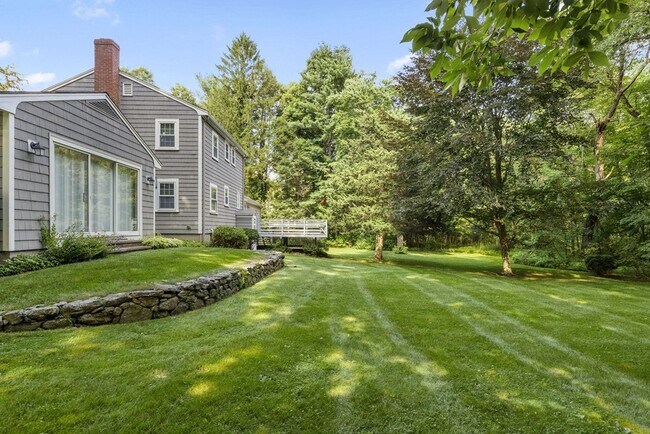 Building Photo - 216 Claybrook Rd