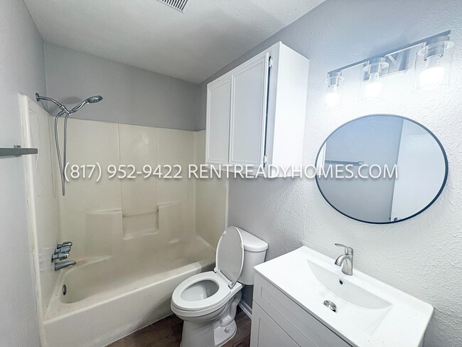 Building Photo - 2524 Pinon Ct