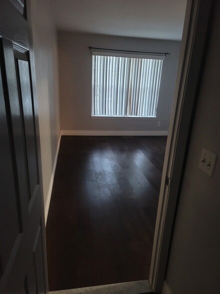Building Photo - 46101 Allenton Dr