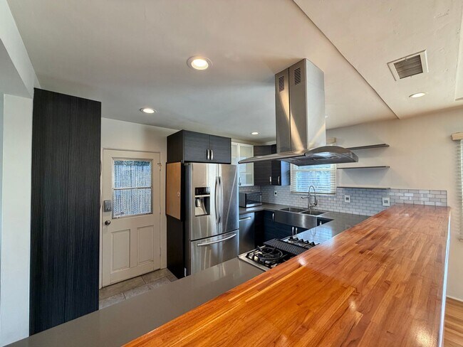 Building Photo - 4535 49th St