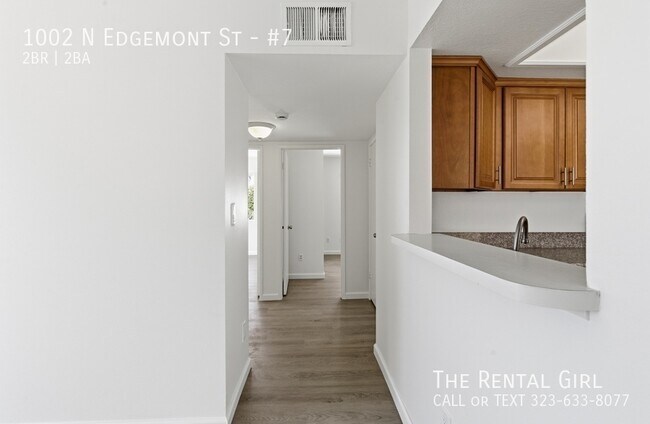 Building Photo - 1002 N Edgemont St