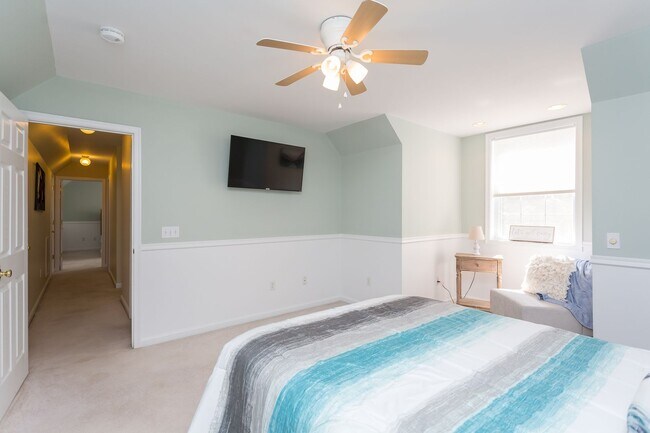 Building Photo - Spacious 4-Bedroom Home in Massanutten Resort