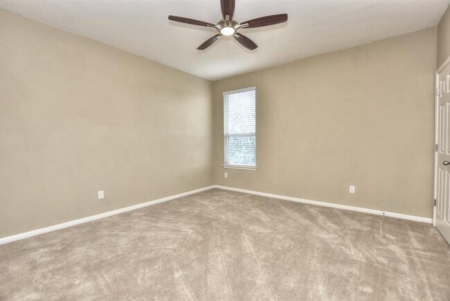Building Photo - 1232 Clearwing Cir