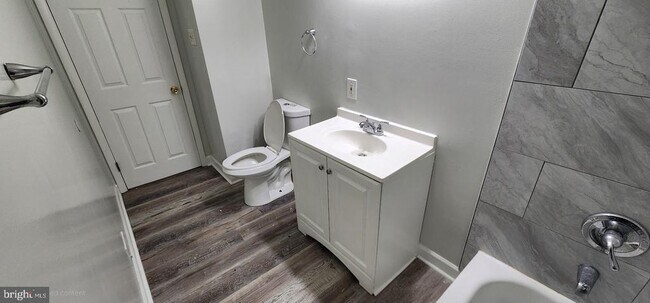 Building Photo - 1219 Marcy Ave