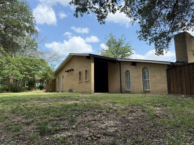 Building Photo - 1436 Cross Bend Rd