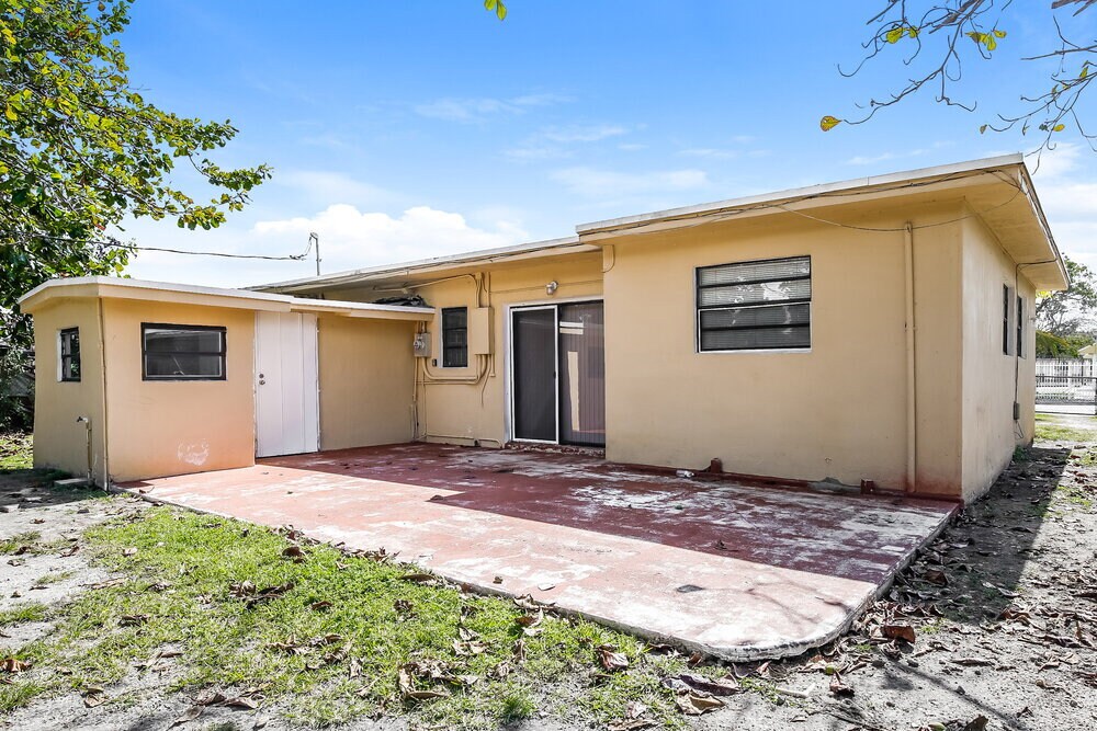 Building Photo - 10255 SW 172nd St